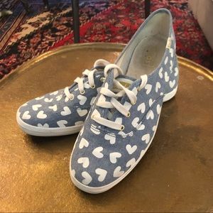 Keds chambray with white hearts size 9